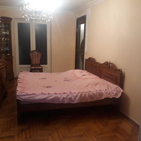 Madona'S House Apartment Batumi Exterior photo
